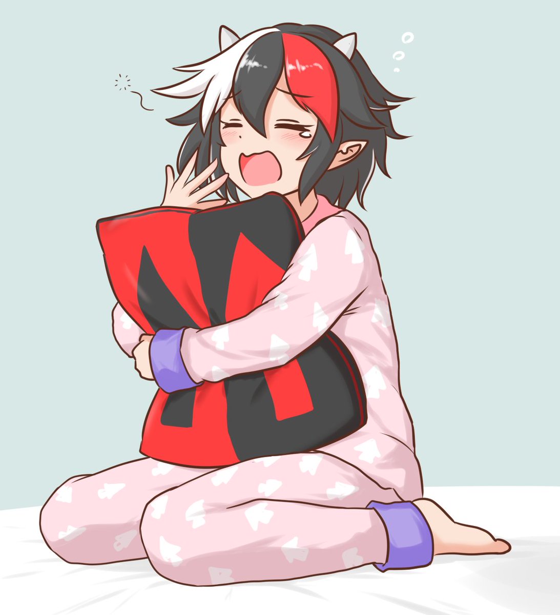 mizusoba's tweet photo. Skebご依頼で描きました　おねむな正邪ちゃん
https://t.co/XwJrHuolVm https://t.co/Q8va2wF7Io