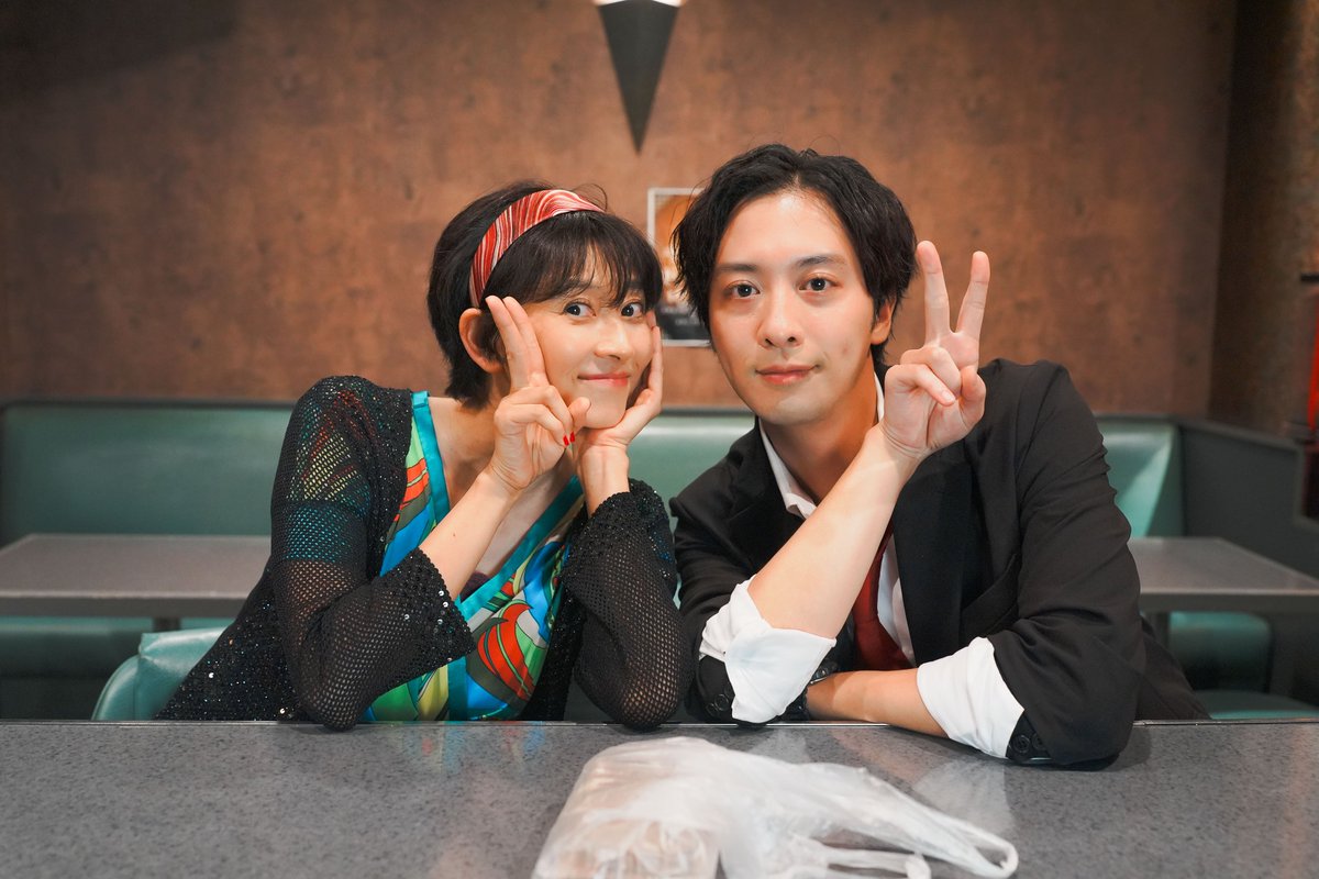 dramaL_abctv's tweet photo. #キスは捜査のあとで
🚨捜査日誌🚨

クランクアップ👏
みすず（#菊川怜）

多古井の悩みも
時には塩野の想いも
優しく聞いてくれました🍺

ありがとうございました❣️

最終話　俺の全部をあげるから
🔗https://t.co/2gQvuYHPFk
見逃し配信は10月5日(月)23:59まで🚓💨

#キスあと #渡部秀 https://t.co/D4YCkJY2Xl