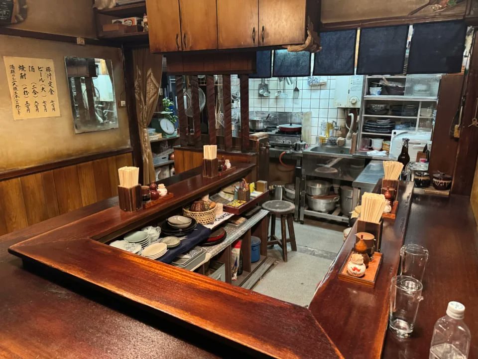shibuya_parco's tweet photo. 【本日から🍙】『深夜食堂』と『かもめ食堂』展
フードスタイリスト飯島奈美さん20年の仕事と
#飯島奈美 さんがフードスタイリングを担当した #深夜食堂 と #かもめ食堂 の展覧会を開催🍺
@hobo_nichiyobi @meshiya 
🗓️10.2ｰ11.8
📌渋谷パルコ/8F ほぼ日曜日
▼詳細はこちら
https://t.co/52Z0kilecD https://t.co/y4uKkjww4F