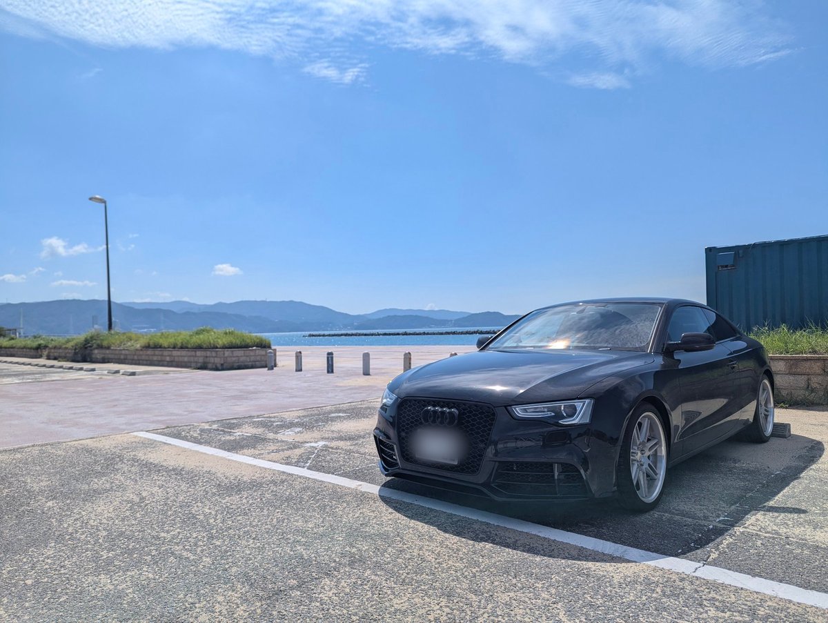 Yukke_Rider's tweet photo. #海 #片男波海水浴場 #片男波
#アウディ #a5

好きな車と、最高の天気☀️、最高の景色

いいね🌊🏎️🇩🇪☀️

1人で、休日ドライブ https://t.co/X48lJWJ9hl
