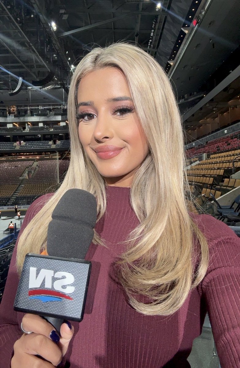 AnnaNoelleDua's tweet photo. we so back !! 🎥🏒🤩 https://t.co/vtzf6NuFQ1