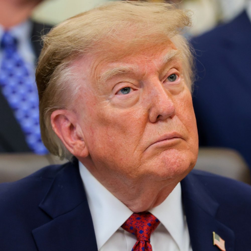 NEWSMAX's tweet photo. President Donald Trump has asked Attorney General Todd Blanche to study a federal inspector general's report on the Federal Reserve's headquarters renovation project and determine what legal action should be taken over cost overruns that have reached hundreds of millions of dollars. MORE: https://t.co/b0p0tLRpHE
