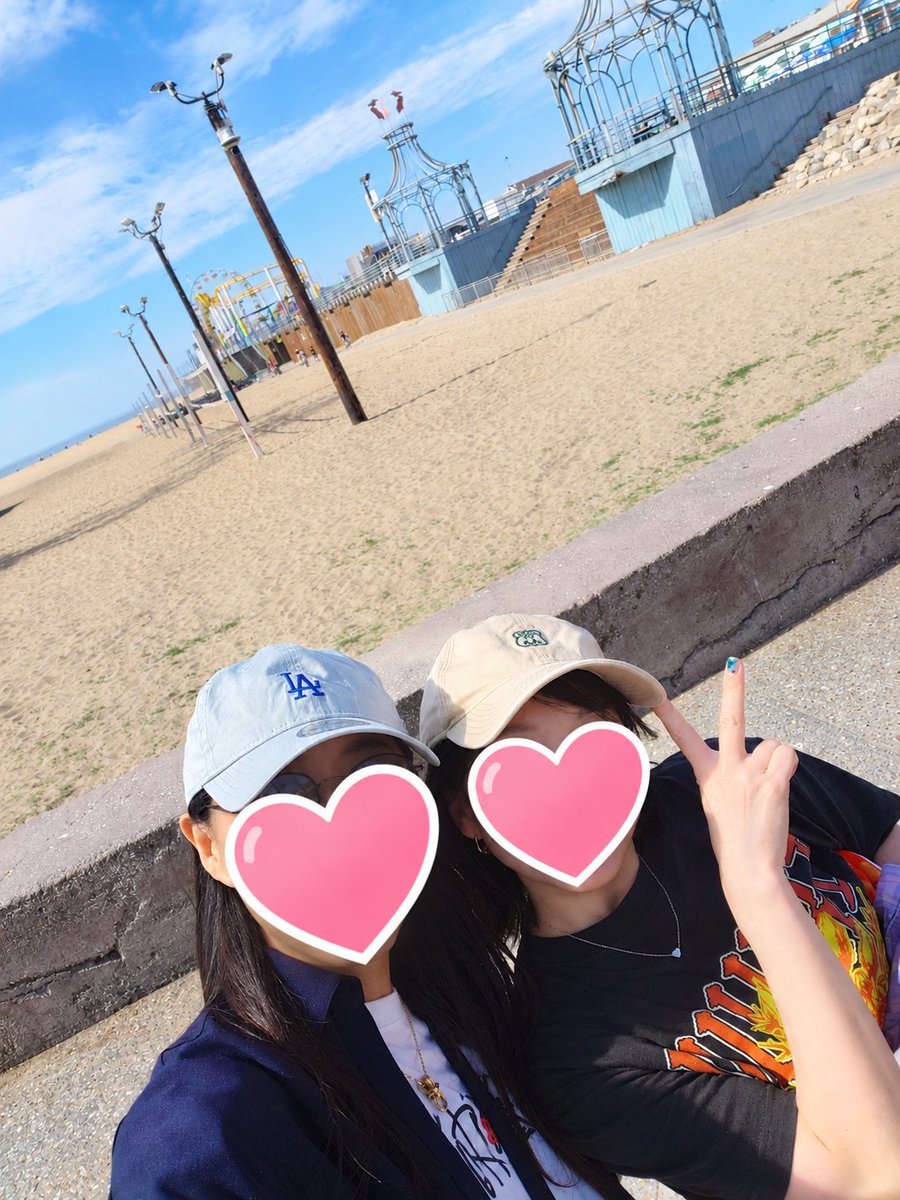 tripholn's tweet photo. 広島ゆーりんちが繋げてくれたご縁🧡渡米直前まで体調不良やら緊張やらのドキドキも会って笑ってLAを感じて優里愛たっぷり語ってたらいつのまにか絶好調🤘😂
出会えたり心配してくれたゆーりんちにも感謝🙏ありがとうだらけ宝物の3泊5日でした🇺🇸優里くんBIG LOVE🫶@yuu_kaa_1212 https://t.co/dJsWzdYnbu