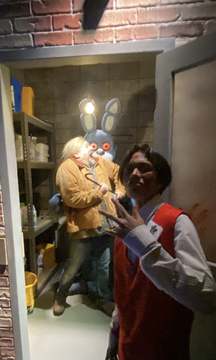 MechaSFMFART's tweet photo. Oh my god it’s the guy’s from Fort night https://t.co/ZVj4epQ78z