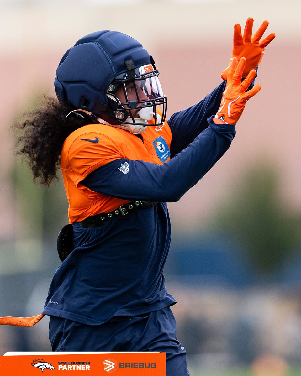 Broncos's tweet photo. On to Week 4️⃣ https://t.co/WSWIPbufmk