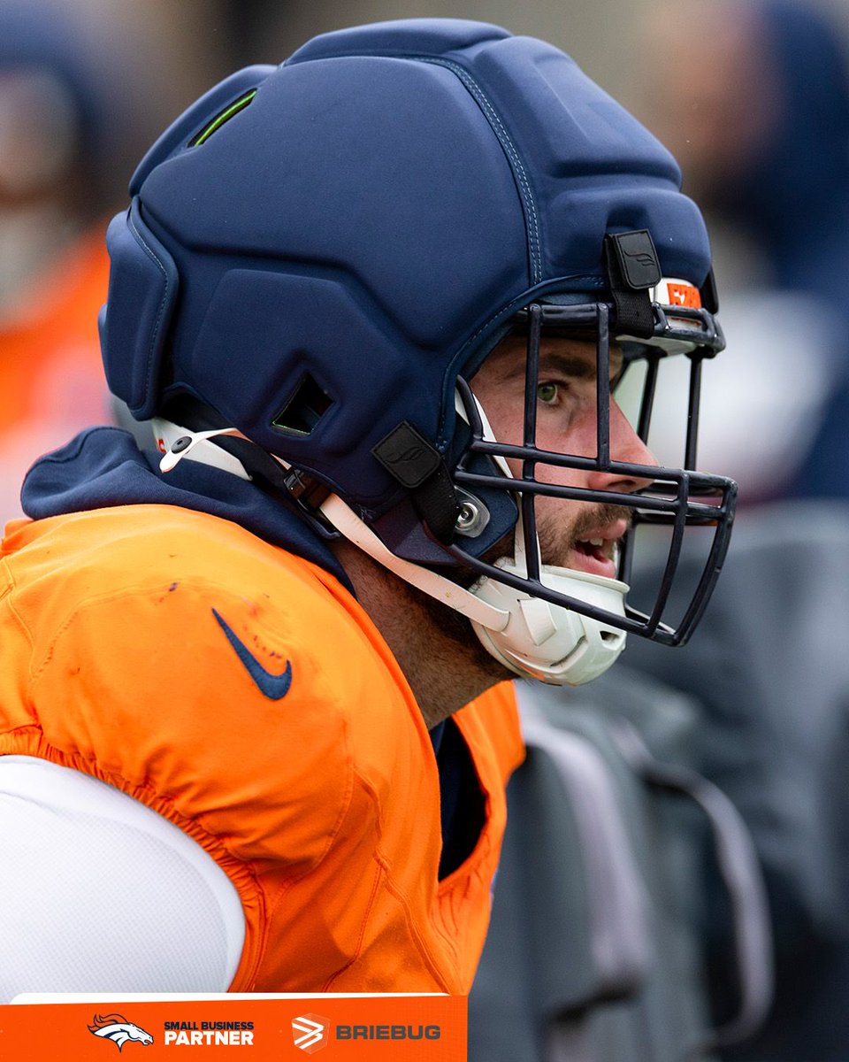 Broncos's tweet photo. On to Week 4️⃣ https://t.co/WSWIPbufmk