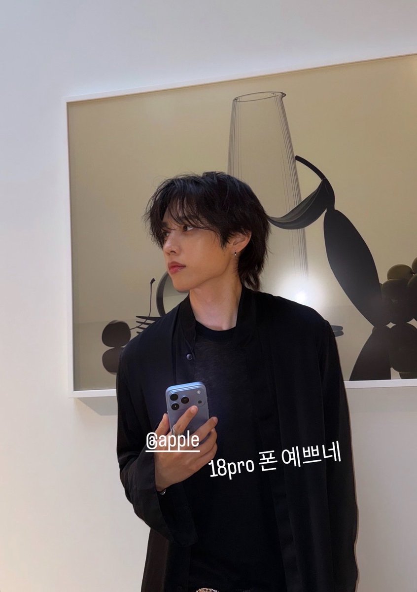 aeju9a's tweet photo. 음? https://t.co/qCzdd3FDvp
