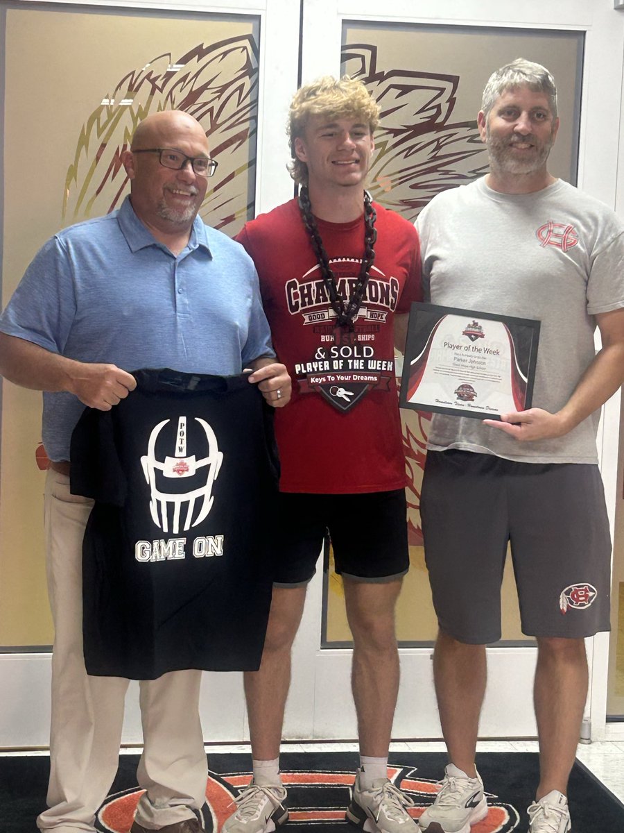 ParkerJ0hnson7's tweet photo. Player of the week 
1st and Sold player week.. https://t.co/9578P1YKpW