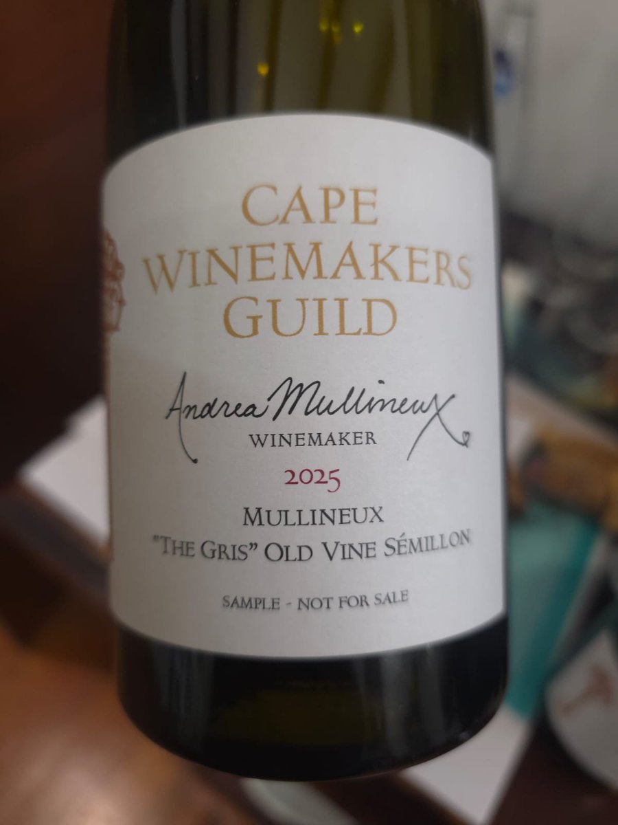 capewinereview's tweet photo. Mullineux — The Gris Old Vine Swartland Semillon 2025
Andrea Mullineux | #MC98 Monumental
A living piece of Cape viticultural heritage, cultivated on the Paardeberg’s decomposed granite slopes since 1960. Two centuries of climate adaptation culminate in this genetically isolated mutation. Unfolding with sencha green tea, crushed stones, crunchy pith, and an unshowy confidence reminiscent of a Grand Cru Chablis with cheese-rind savory depth. The palate vibrates with raciness, crystalline acidity, and a deep leesy core that demands time in bottle. An epochal, world-class white.
30 cases on auction | Est. hammer R16,000–R27,500 per 6-bottle case
