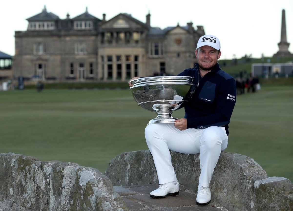 markmac14's tweet photo. Three time champion. 🏆🏆🏆

@dunhilllinks @TyrrellHatton https://t.co/OZTCx6Fc5k