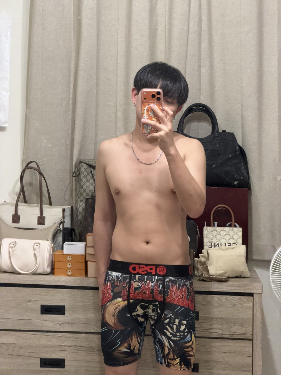 Wei121591's tweet photo. 減肥太難了 😮‍💨 https://t.co/vwyR2n7Q8u