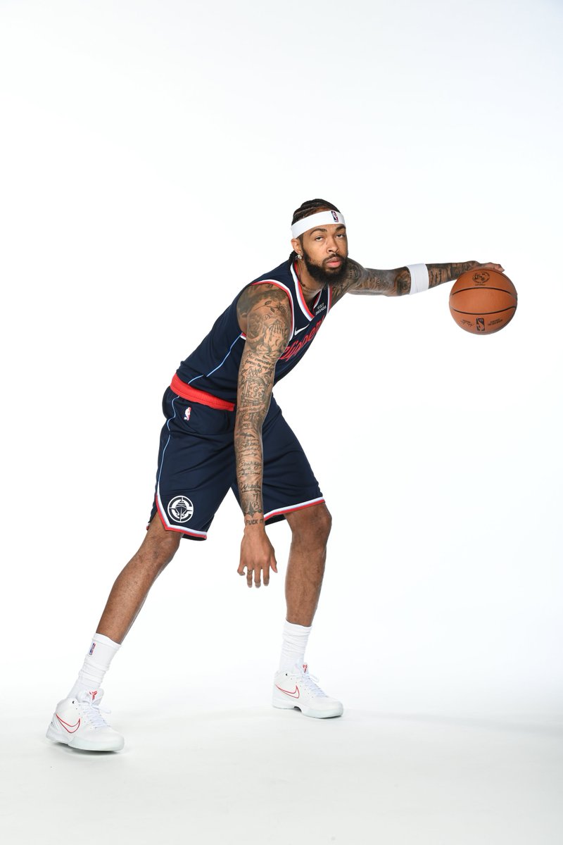 B.I. in navy blue and ember red 🔵🔴

A new chapter with the @​LAClippers begins! 
 [📷](https://pbs.twimg.com/media/HTgBcAiWMAAP-7G.jpg) https://pbs.twimg.com/