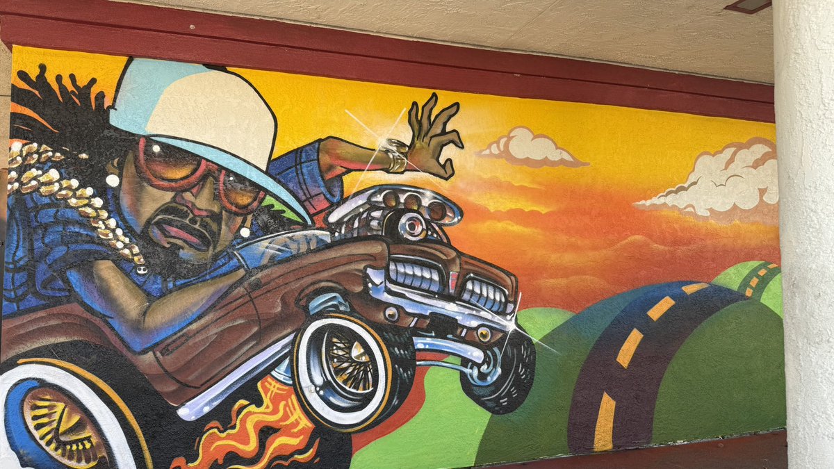 Dregs_One's tweet photo. New Mac Dre murals going up in the Crestside https://t.co/4YiyeZSiUt