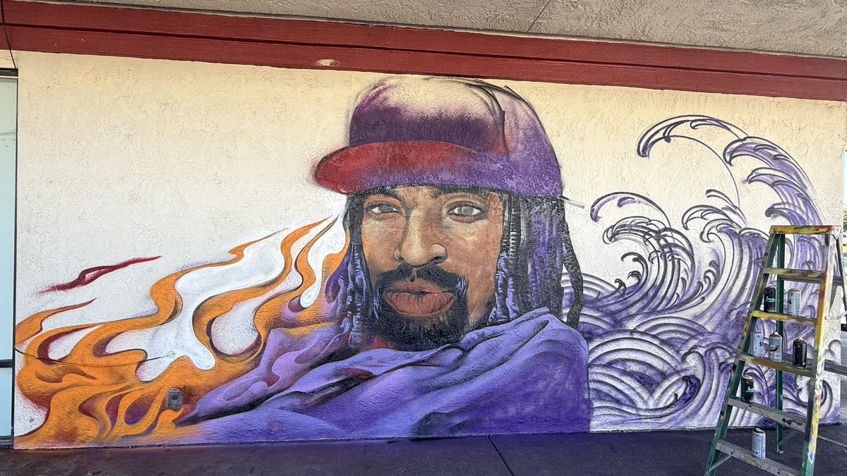Dregs_One's tweet photo. New Mac Dre murals going up in the Crestside https://t.co/4YiyeZSiUt