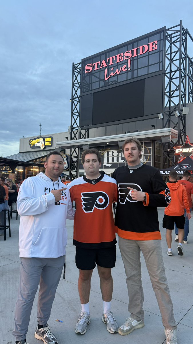DR3Wheels's tweet photo. Never been more back in our entire freaking lives let’s go Flyers https://t.co/uivzHEQV1P