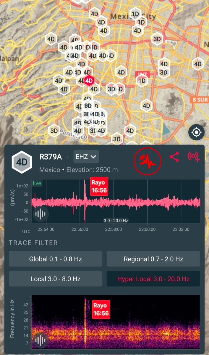 SasslaMx's tweet photo. ⚡️Amigos de la #CDMX, ¿percibieron ese estruendo? 

A las 16:56 h [centro de MX] se produjo un #rayo en el centro-poniente del Valle de México, con una alta corriente eléctrica (descarga de energía) tal que derivara una potente onda acústica que fuese escuchada en varias zonas de la CDMX.

El registro acústico incluso queda registrado en un sismógrafo #RaspberryShake ubicado en la alcaldía Benito Juárez. 

#SASSLA