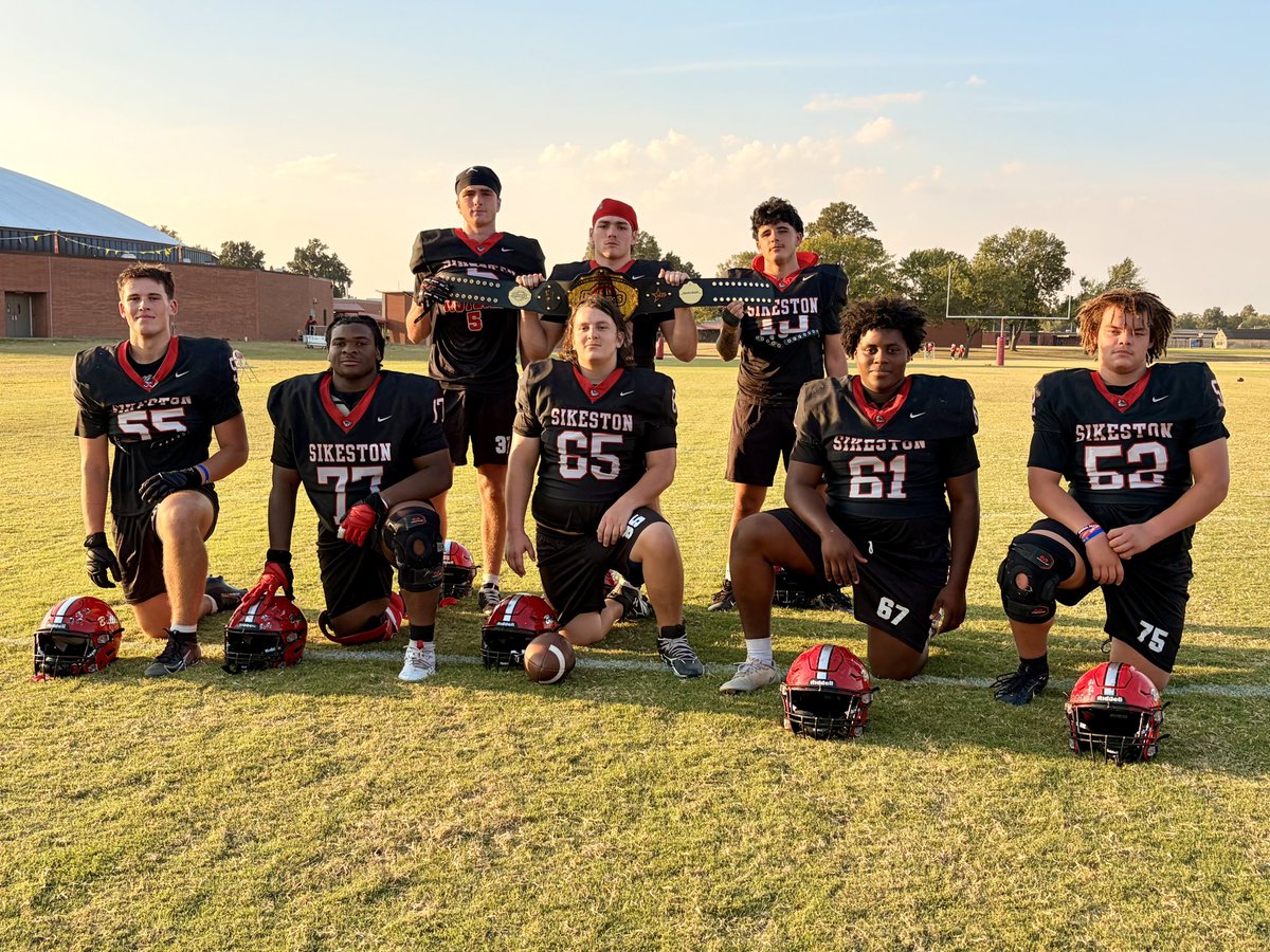 2KennethHolcomb's tweet photo. Blessed to be named southeast Missouri high school player of the week!
@MasonKing135 @AdamGreenFB @greg_klund @Coachjimmay @RodrigoRhodes8 @Wespatterson285 https://t.co/q9lawdzbOu