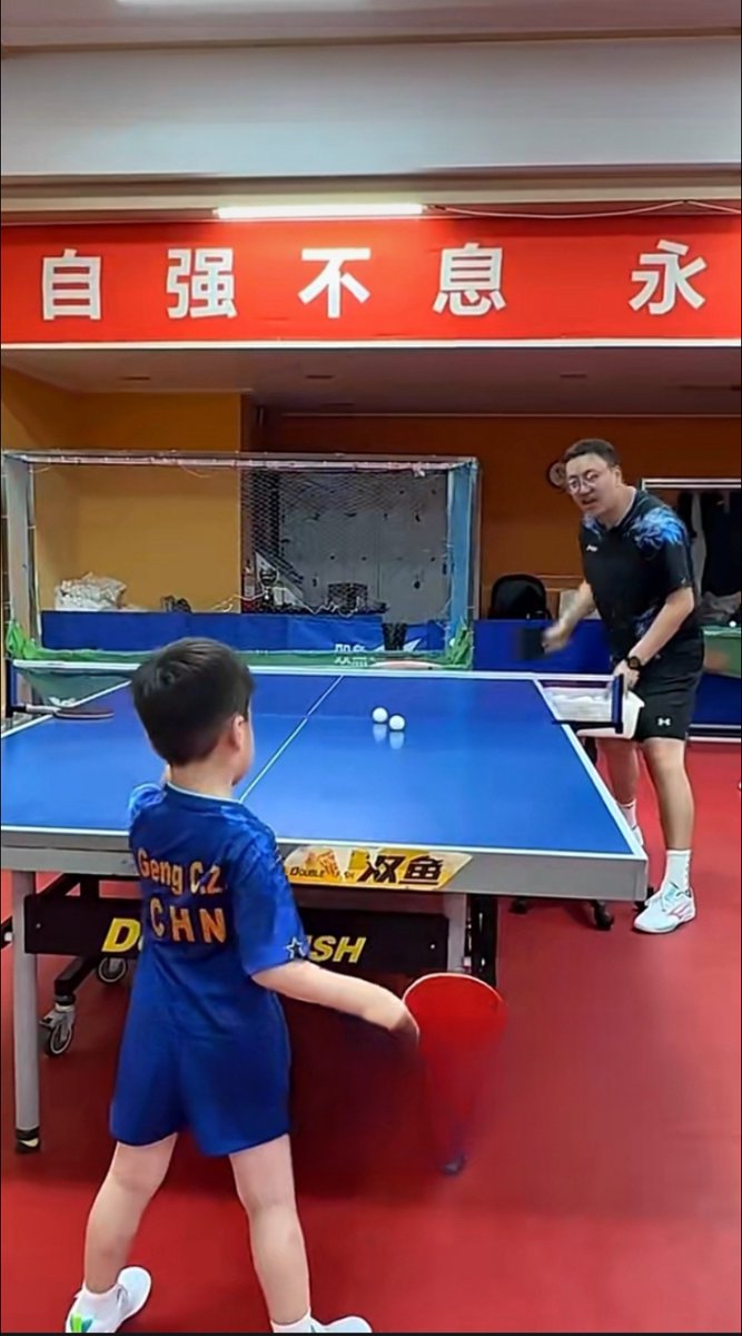 carol31135's tweet photo. Shoutout to the table tennis coach who’s a total “ping pong bull calf pregnancy” vibe—bringing quirky fun to every training session!， https://t.co/rgB8FOiv9j