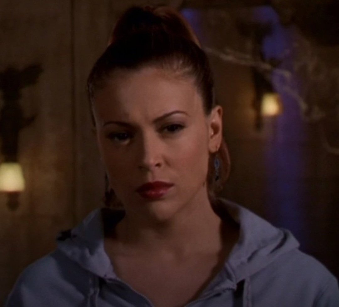 charmed_og's tweet photo. September 30th                  October 1st https://t.co/W2E2r1giIY