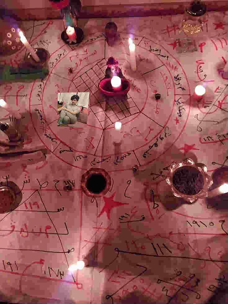cryingdvringsex's tweet photo. I summon the elements 
I evoke them
I conjure them to do my bidding 
The four watchtowers whall lay their eyes and minds
There shall be fear and guilt and blood 
I point the threefold against thee
Against thee it shall be pointed 
Nox araeth vhal’kyr en thora
Kharesh ul vel https://t.co/Ss3BRmi8Qt