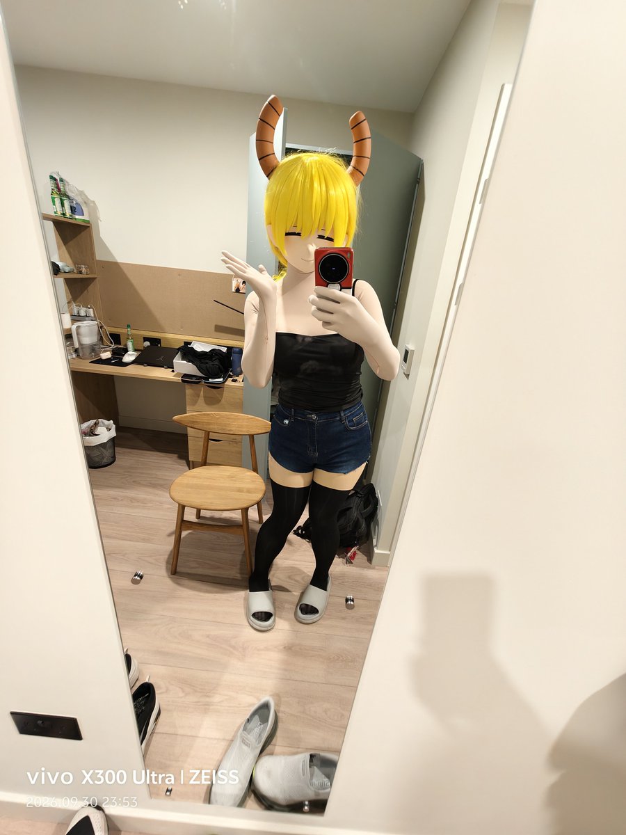 AW3531539183's tweet photo. 在宿舍悄悄变成大姐姐龙~
#kigurumi #着ぐるみ #小林家的龙女仆 https://t.co/UnY4mvTYJc