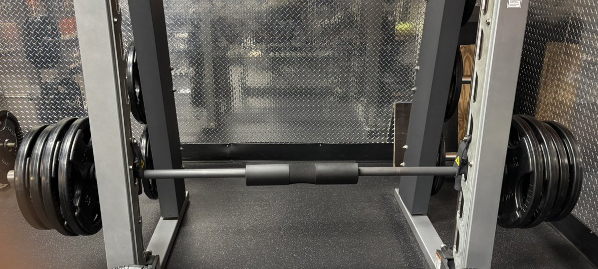 CryptoPhylax's tweet photo. Booty gains anyone? ππΌπ #hipthrusts #ineedacig π¬ https://t.co/h7yJh4plLf