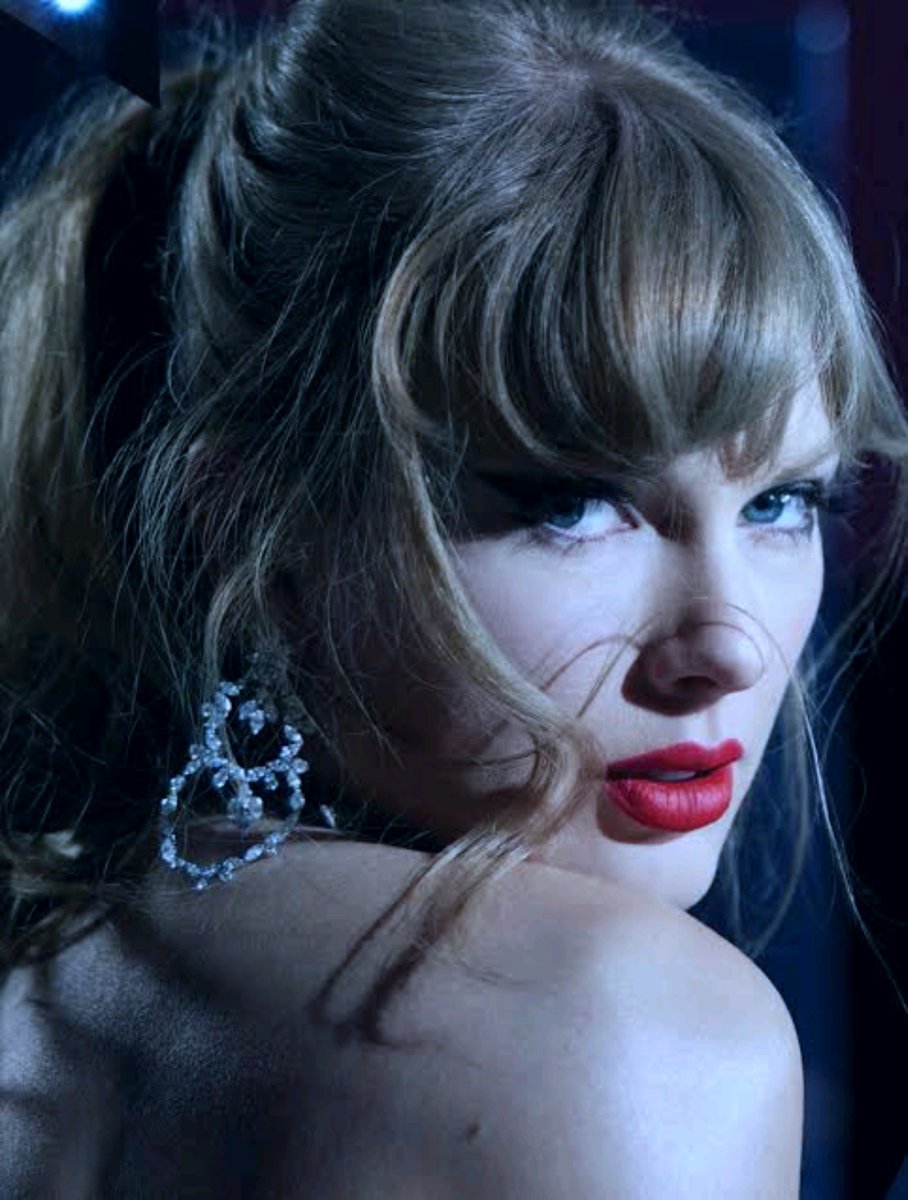 InsideTheENT's tweet photo. The 2026 MTV Video Music Awards continued to dominate pop culture chatter following Taylor Swift’s major wins.

Major Wins

• Video of the Year: Won for "The Fate of Ophelia".
• Best Direction: Won for "Opalite".
• Artist Director Honors: Received the inaugural award recognizing her visual storytelling and work behind the camera, bringing her career total to 33 wins.