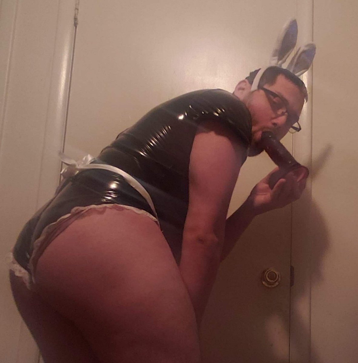 sissymaid4u22's tweet photo. Looking to serve #sissymaid #findom #UK #dmv #cuck #chastity #sissyboy #adbl #loser #sororitybrat #sororitygoddess #mistress #domme #teenbrat #teengoddess #teendomme #beta #assworship #footfetish #sissyslave #skypecall #dominatrix #cheerleaders #fartslave https://t.co/7Kx7LW5GkN