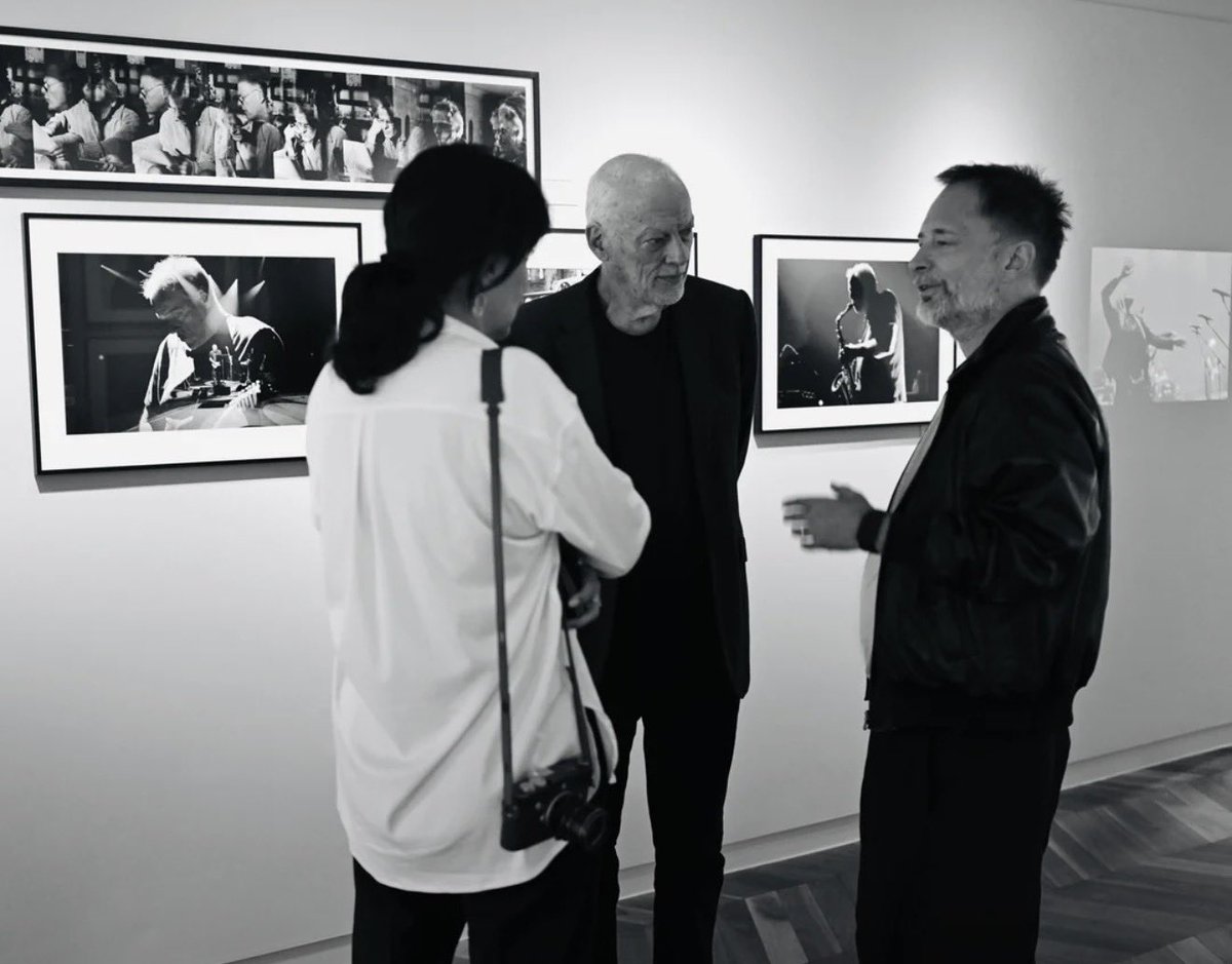 RadioheadClub's tweet photo. Thom Yorke and David Gilmour (Amsterdam, 2026)

📷 Gavin Elder https://t.co/qZLbeqSr6p