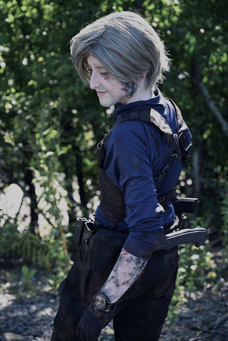 staticvoid_119's tweet photo. "This place... Raccoon City was where it all began for me. When it all happened, I-I couldn't-- I couldn't make a difference. So I am here, now."
Photos by: Firebladephotography on Intsagram
#leonkennedy #ResidentEvil https://t.co/ewRldZu8e3
