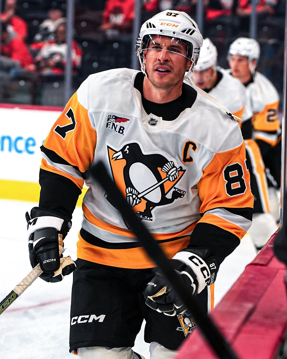 NHL's tweet photo. Season 21 of Sidney Crosby, Evgeni Malkin and Kris Letang together 💛 #NHLFaceOff

📺: @NHL_On_TNT &amp; @streamonmax ➡️ https://t.co/3FhOPUDkba https://t.co/5ltndWL9r1