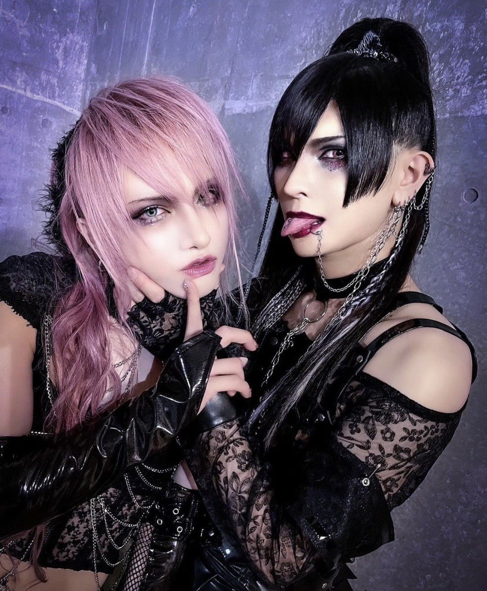 mahirock_metal's tweet photo. Boogie × Sena https://t.co/ZjYlyL6rro
