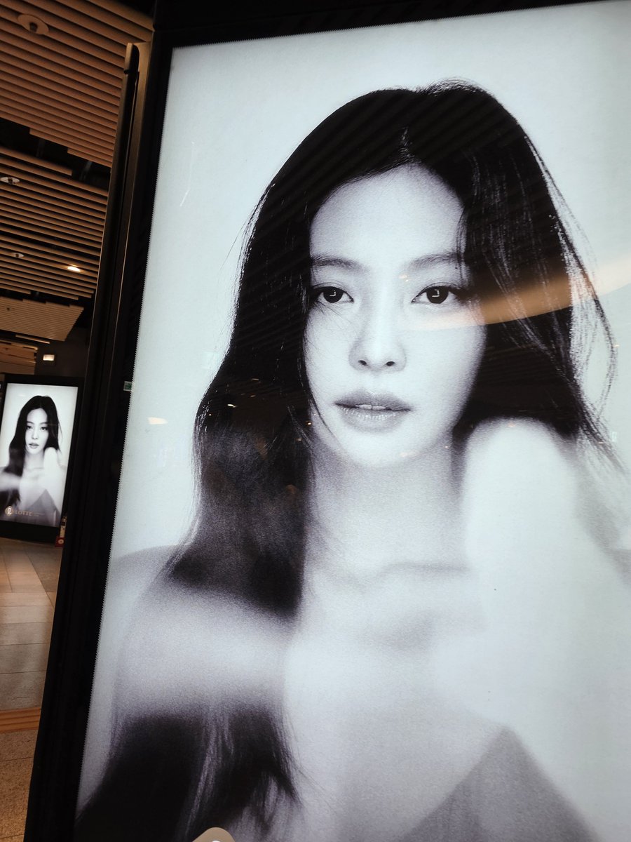 blink1004's tweet photo. 잠실도 제니언니로 되어있네 ㅠㅠ
행복한 출근길이다
매일매일 봐야지🪽 https://t.co/ifFOxuIUFh