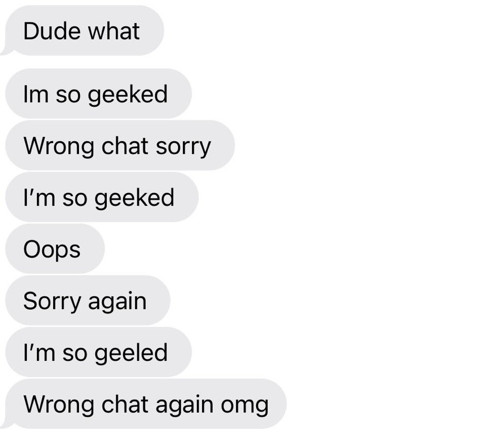 weirdassfishes's tweet photo. My friend can’t do shit https://t.co/DkzEDOOpqp