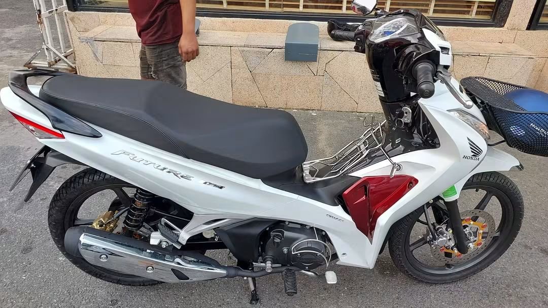 lencontaycom's tweet photo. FUTURE 125 LÊN ĐĨA SAU
QUÁ ĐẸP THẮNG NGON
AN TOÀN BÁNH NHẸ
BÁO GIÁ ĐĨA SAU FUTURE📣📣📣 CHUYÊN LÊN ĐĨA TRƯỚC  SAU WAVE DREAM SIRIUS JUPITER  FUTURE 125, FUTURE LED ,FUTURE NEO, X, FI, 125, WAVE, DREAM, SIRIUS, JUPITER, EXCITER, SYM SUZUKI... QUÁ ĐẸP, THẮNG NGON. BÁNH QUAY N https://t.co/0C7bdFLqT6