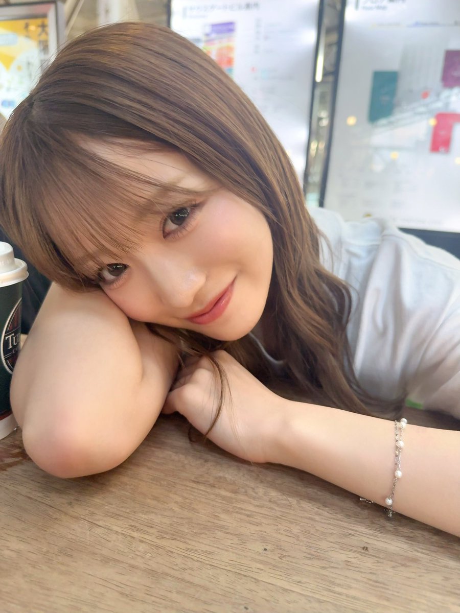 Michapiiii_'s tweet photo. おはよう♡
10月ものんびりがんばろう～🍂🍁🤎 https://t.co/av01phzOup
