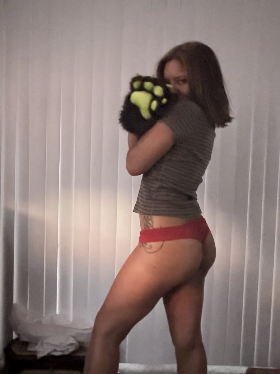 puritytre3's tweet photo. Rawr https://t.co/lyrVSAIvhw