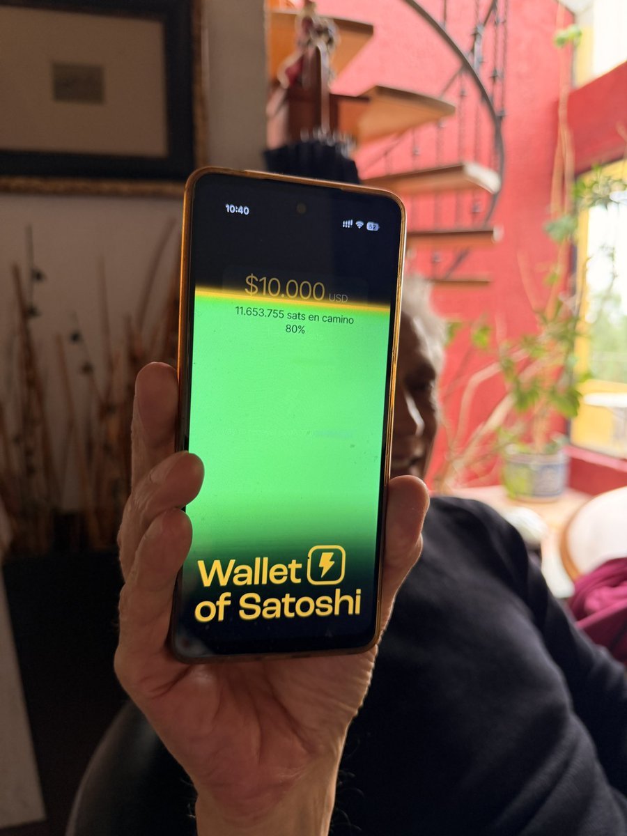 MissBitcoin__'s tweet photo. My dad learned really well how to send me sats https://t.co/0BjrfkaPiY