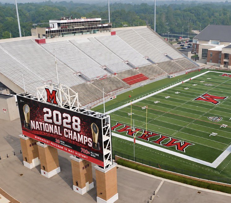 TopTierG6's tweet photo. Miami OH becoming a powerhouse would be the greatest thing to happen in College Football https://t.co/aaGyqiKDY5