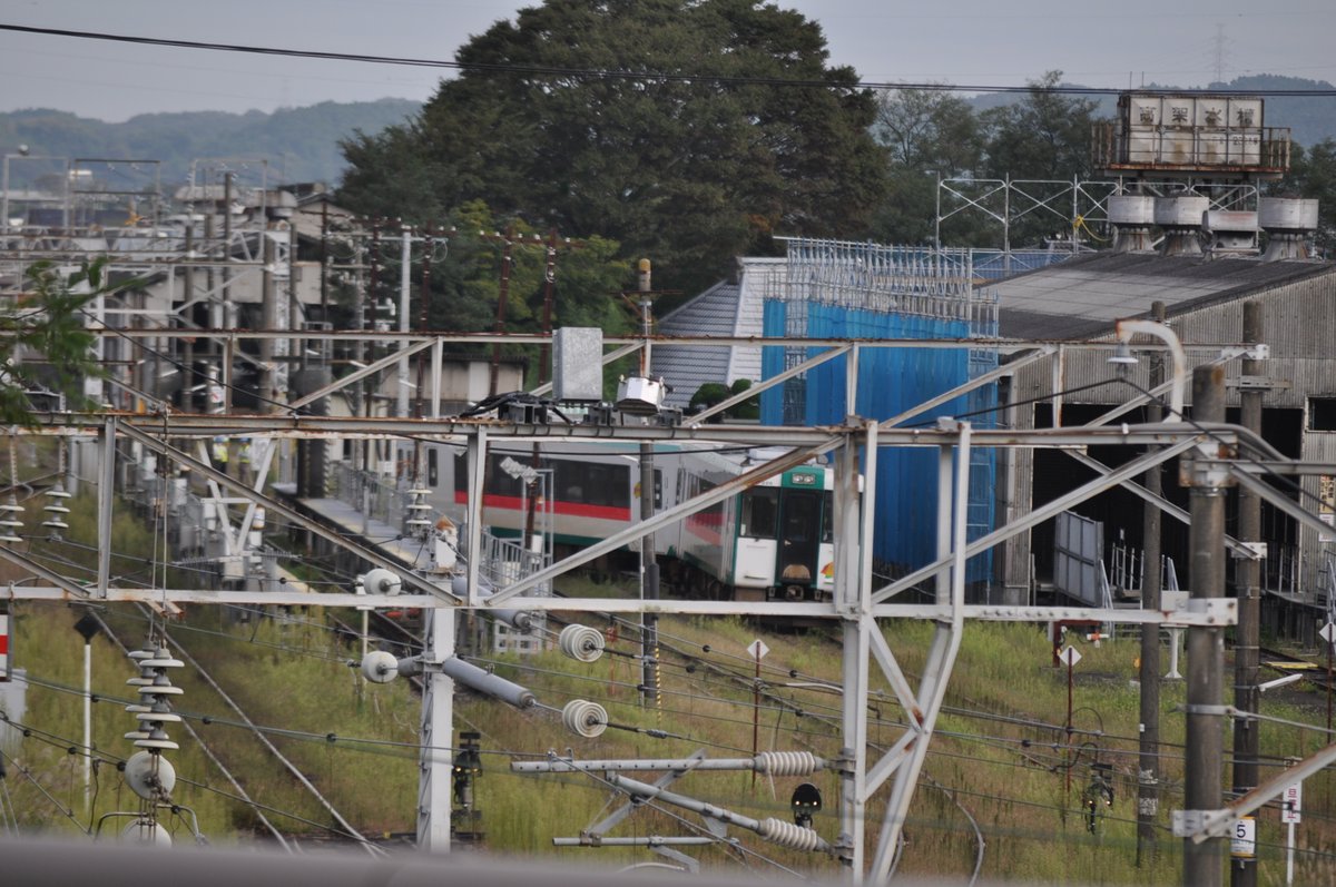 Michinoku_350's tweet photo. 2026/10/1
キハ111-220+112-220 仙台車両ベース(小牛田)にて
脱線事故の報を聞いて見に行ったところこんな状態になってました https://t.co/PTAZu7ZRuK