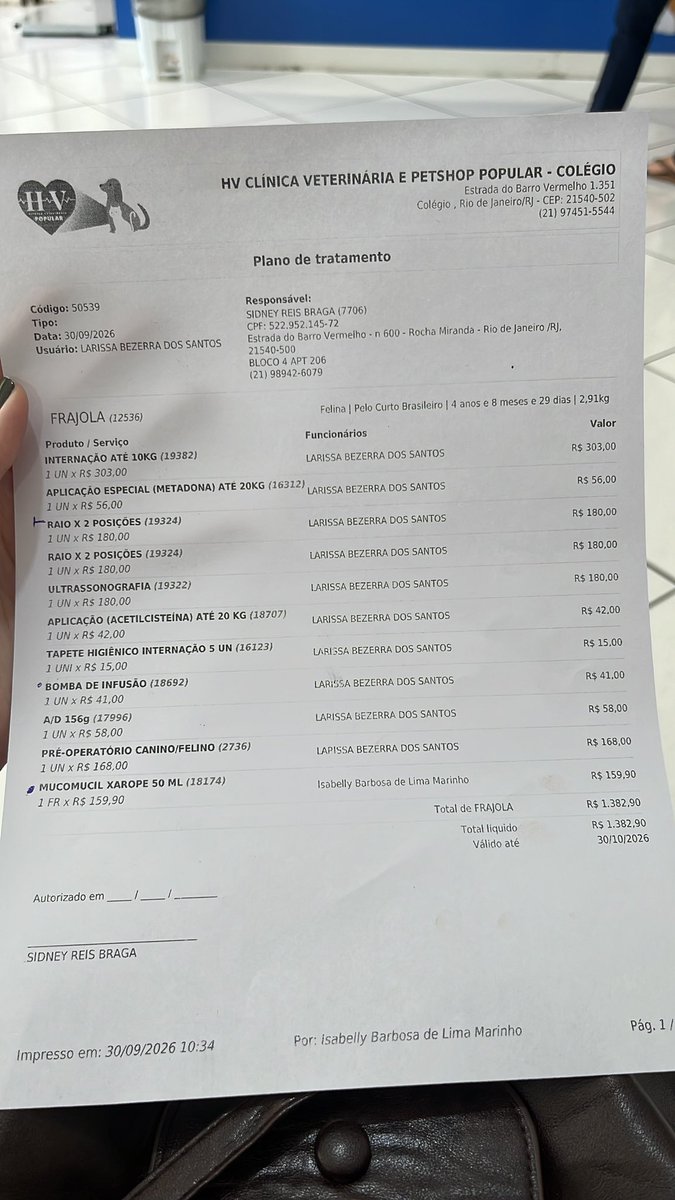 letcia_tinoco's tweet photo. Tivemos esses custos hoje e os resultados do exame de sangue não foram bons. Ele está com infecção respiratória, precisando de antibiótico. Talvez ele precise de mais de um dia de internação, então qualquer ajuda é bem vinda, em compartilhamento e também em doações. Pix celular: 21 973789772 Letícia Tinoco de Almeida