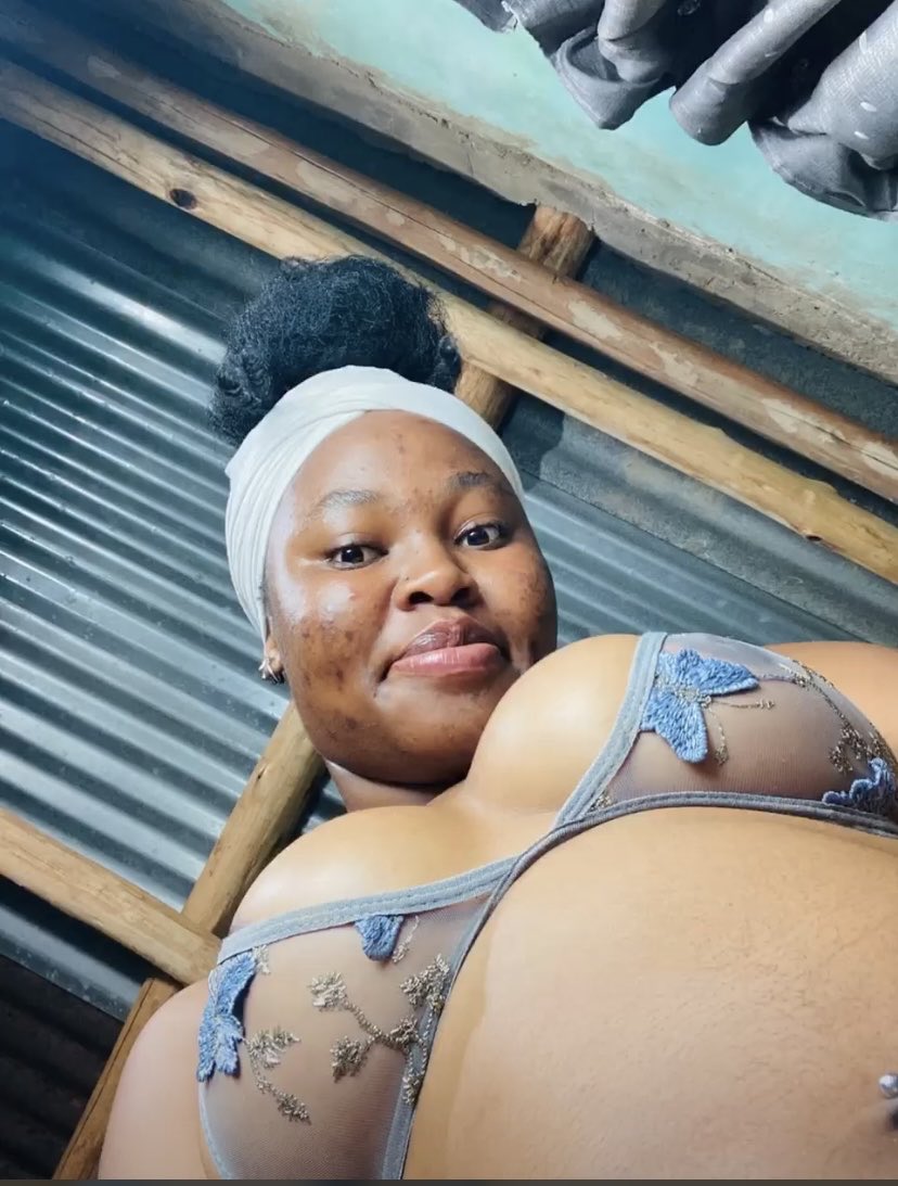 lesediaaliyah's tweet photo. Milk🤤 https://t.co/ldlQjh72PI