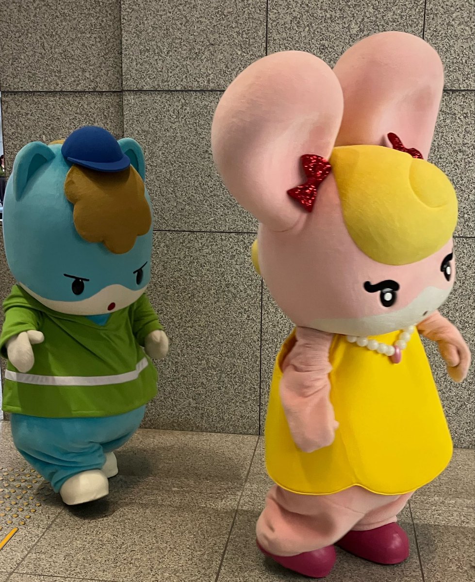 karakuritanuki's tweet photo. ご当地キャラカーニバル、
ポニ太くんも一緒！
お友だちは連れて行きたいよね。

あおまも群馬非公認キャラクターも青い馬、
ポニ太くんも青い馬！ポニー！
家で勝手にグループ結成🩵🐎

#ポニ太
#ポニ太くん
#ご当地キャラカーニバル https://t.co/lk3yWjIFlZ