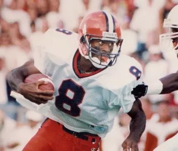 DezJrx's tweet photo. After a great conversation with Coach @CBrewerII, I am blessed to receive an offer from Syracuse University!! #AGTG @leemunn87 @CoachRazloznik @CoachL_OBrien @coachwetzel_ @Nick15Gerb @SLC_Recruiting @CarrollDragonFB https://t.co/BUms8iSVyt