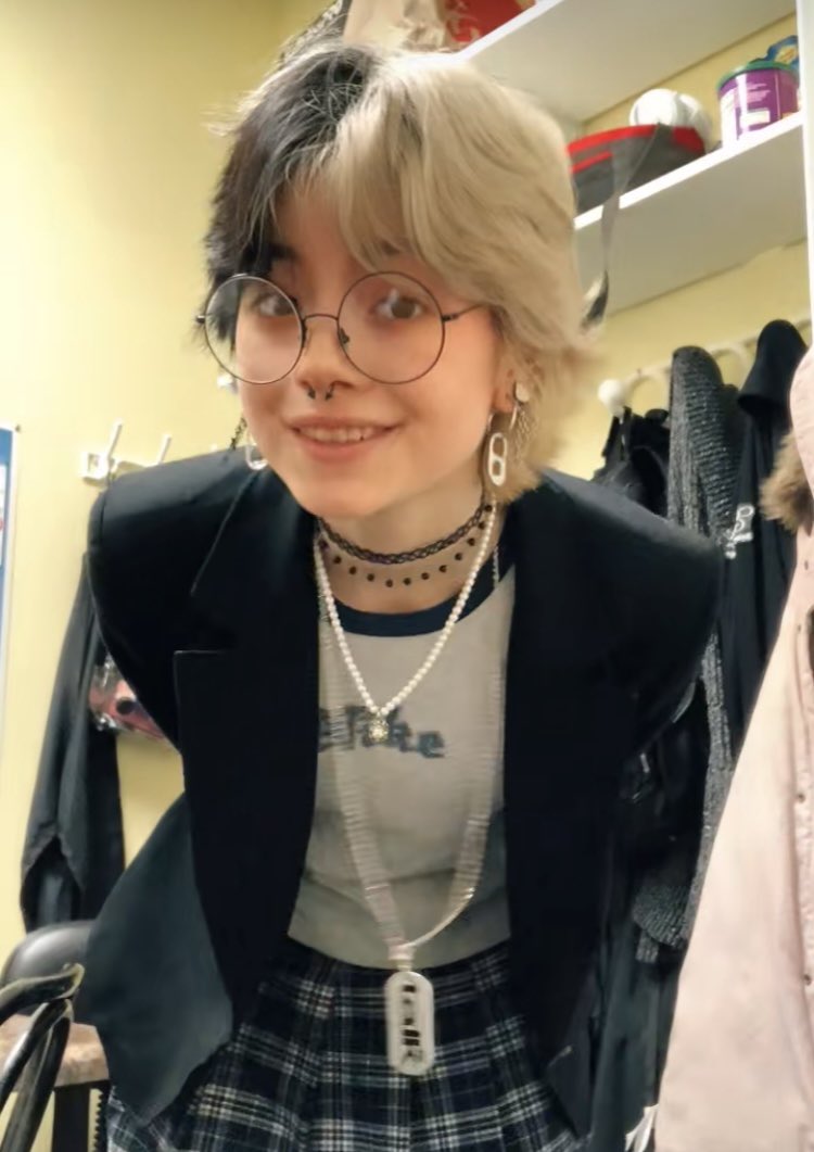 LovingLilyRenee's tweet photo. The Oreo Fit (1/1) https://t.co/PBev466Mlf