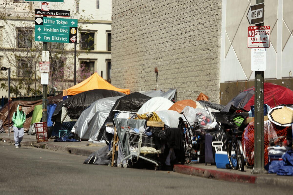 Kyle_C137's tweet photo. I was gonna do a grok prompt to see what America would look like if @GavinNewsom was in charge and then I realized I could just use a real picture from downtown LA. 😏 https://t.co/njqJhUIuj8