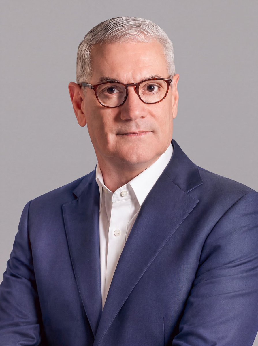 GustavoSanchezq's tweet photo. La decisión adoptada por la Comision Organizadora de la Consulta sobre Aspirantes Presidenciales (Conap) abre una nueva etapa. 

Quienes acompañamos a Gonzalo Castillo continuaremos trabajando con la misma determinación, recorriendo el país y fortaleciendo nuestras estructuras, siempre desde el respeto a nuestros compañeros y a la institucionalidad del PLD. Nuestro proyecto continúa, porque nuestra mirada está puesta en mayo de 2028. (1)