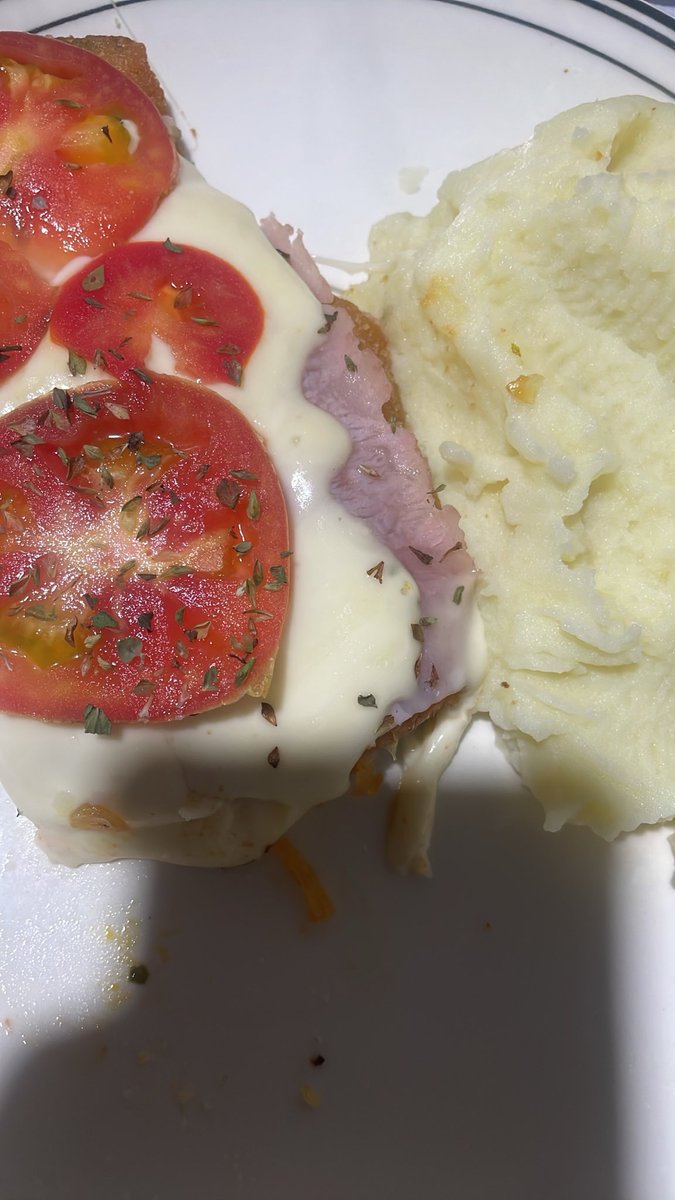 unicornioc137's tweet photo. esto nos daba de comer diosito a los angelitos allá en el cielo https://t.co/CPpuBhDC9Q