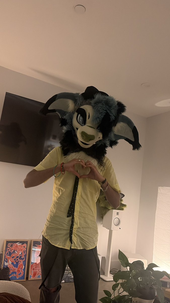 W3PSS's tweet photo. I’m a pretty chill guy 
 I don’t just be peeing my pants and doing xannies so don’t get the wrong impression it was just a shower thought https://t.co/g4RkEuu90v