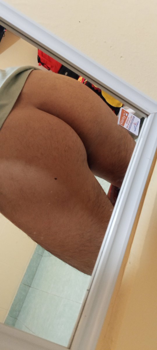 Gnpasivo's tweet photo. Esperando que llegue alguien que quiera disfrutar de este culito.
#gnhot #pasivohot https://t.co/bxSBUOXfXw